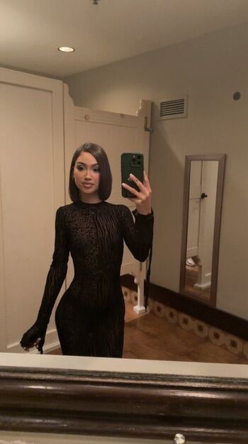 Full leaked Littleolmeee private onlyfans photo