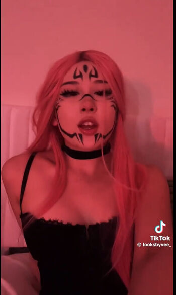 Full leaked Looksbyvee page private onlyfans photo