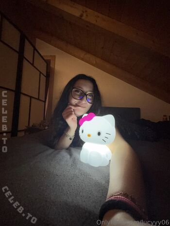 Full leaked Lucyyy private onlyfans photo