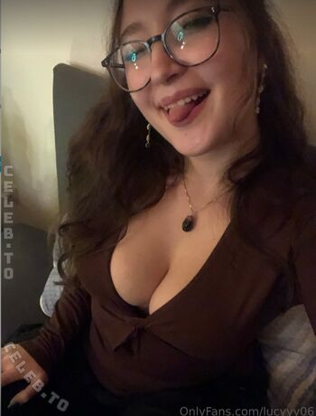 Full leaked Lucyyy private onlyfans photo