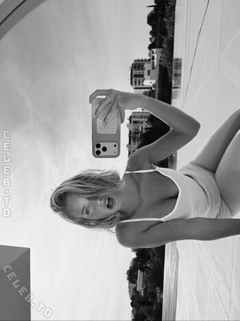 Full leaked Magui corceiro page private onlyfans photo