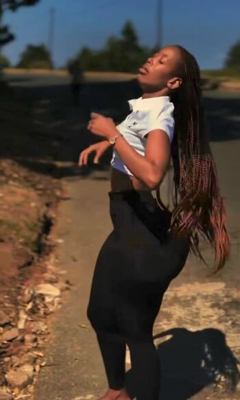 Full leaked Mazizi private onlyfans photo
