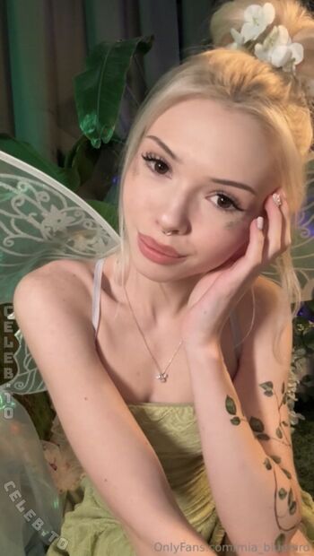 Full leaked Mia bluebird private onlyfans photo