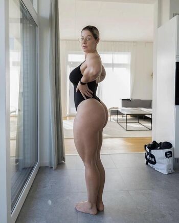 Full leaked Mia sand private onlyfans photo