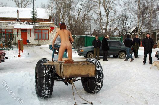Nackt In Russland