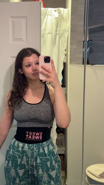 Full leaked Nikki woods private onlyfans photo