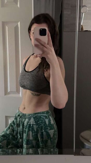 Full leaked Nikki woods private onlyfans photo