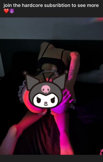 Full leaked Pohuii private onlyfans photo
