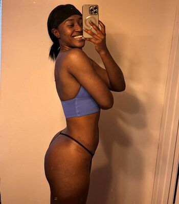 Full leaked Queen aminata private onlyfans photo