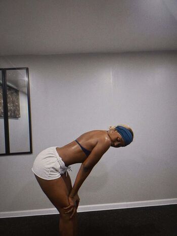 Full leaked Queen aminata private onlyfans photo