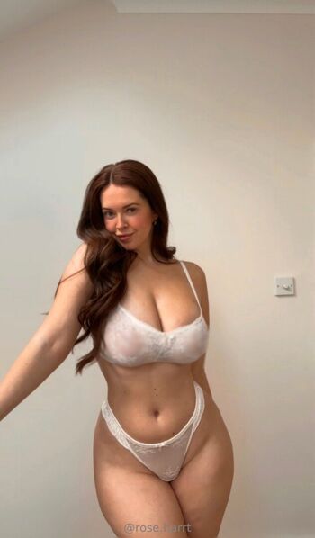Full leaked Roseharrt private onlyfans photo