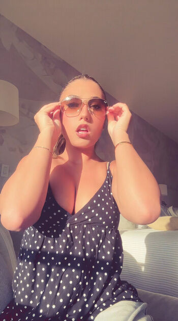 Full leaked Rosie mcclelland page private onlyfans photo