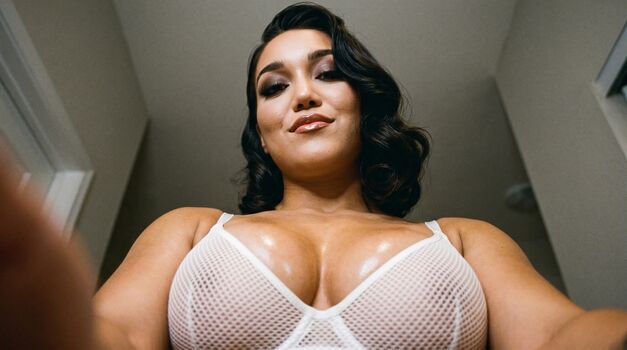 Full leaked Roxanne perez private onlyfans photo