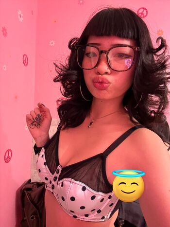 Full leaked Ruinedbymiki private onlyfans photo