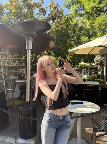 Full leaked Sakura miyawaki private onlyfans photo
