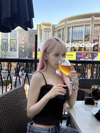 Full leaked Sakura miyawaki private onlyfans photo