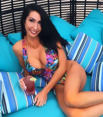 Samantha Love