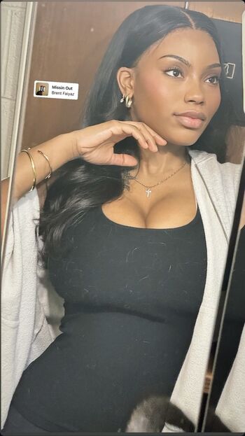 Samantha Marie