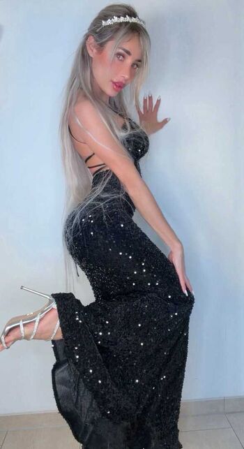 Full leaked Sandyleinof private onlyfans photo