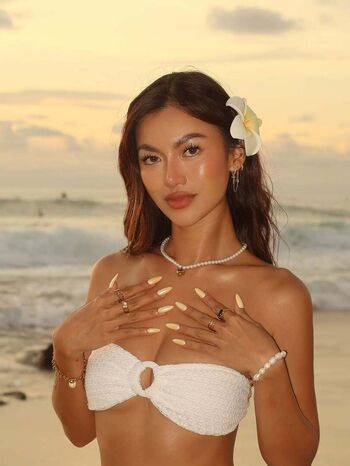 Full leaked Sanly liu page private onlyfans photo