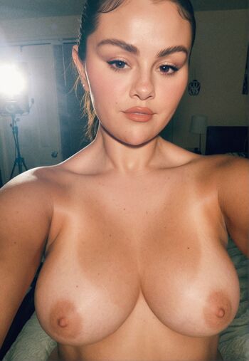 Full leaked Selena gomez private onlyfans photo