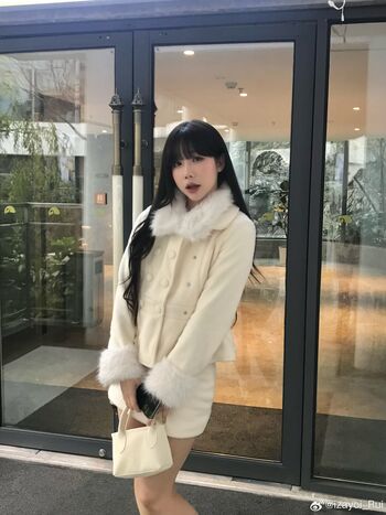 Full leaked Shiliuyelei private onlyfans photo