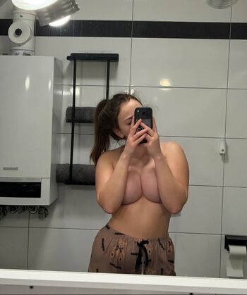 _.sophie05._