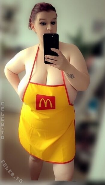 Full leaked Sophieschmande private onlyfans photo