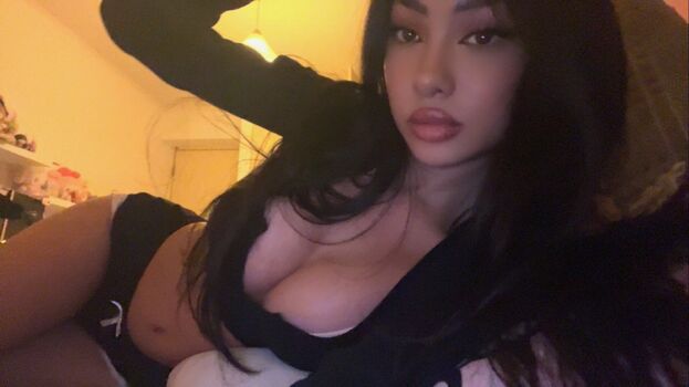 Spoil kiara