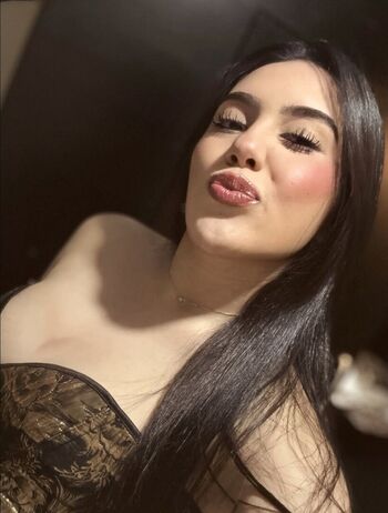 Stefany Mendoza
