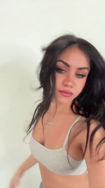 Full leaked Tara yummy page private onlyfans photo