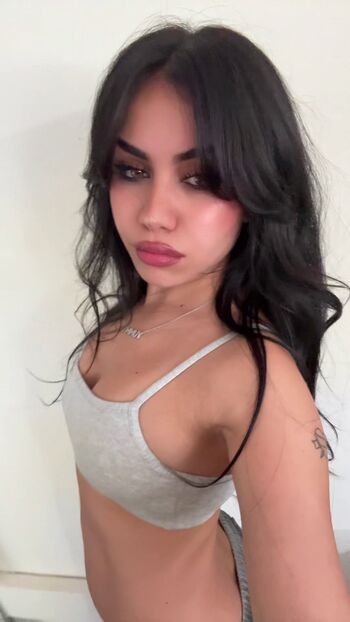 Full leaked Tara yummy page private onlyfans photo