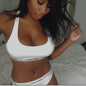Full leaked Kacie james/ private onlyfans photo
