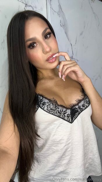 Waifujennyy