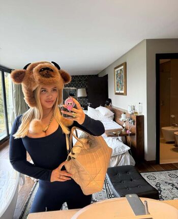 Full leaked Wanda nara page private onlyfans photo