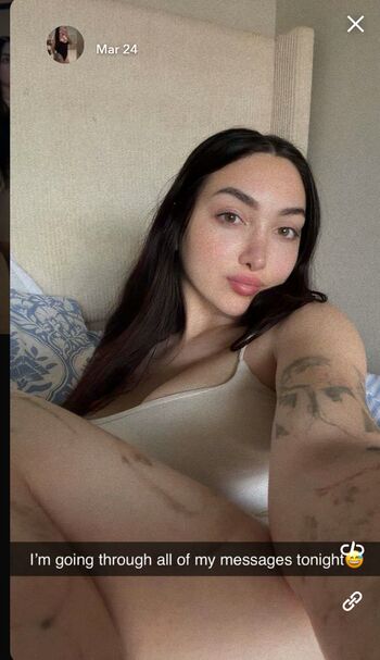 Full leaked Mamizeee/ private onlyfans photo