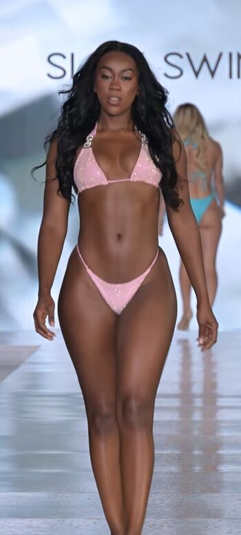 Full leaked Amala ekpunobi/ private onlyfans photo
