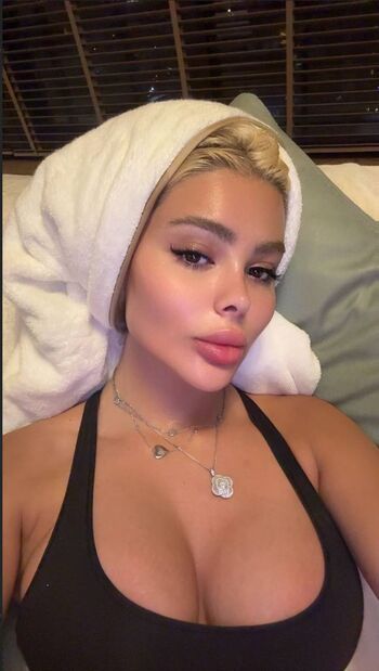Full leaked Twistys/ private onlyfans photo