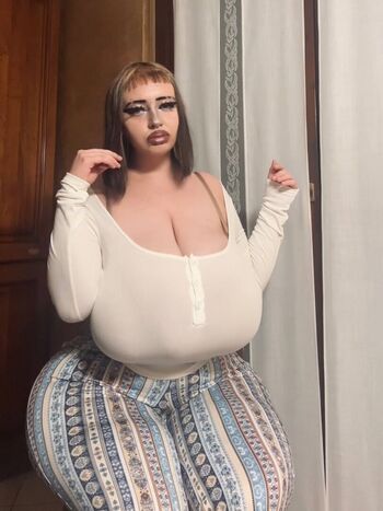 Full leaked Imuronlinebae private onlyfans photo