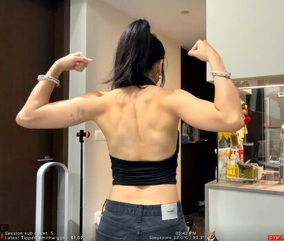 Full leaked Honey milk/ private onlyfans photo